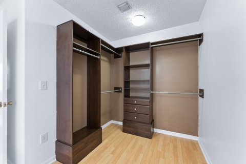 Villa ou maison à vendre à Pembroke Pines, Floride: 3 chambres, 165.18 m2 № 2088216 - photo 28