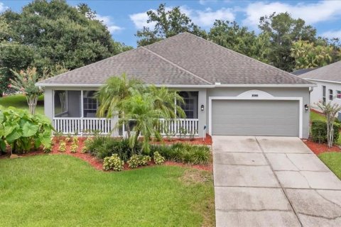 House in Clermont, Florida 2 bedrooms, 197.32 sq.m. № 1866778 - photo 1