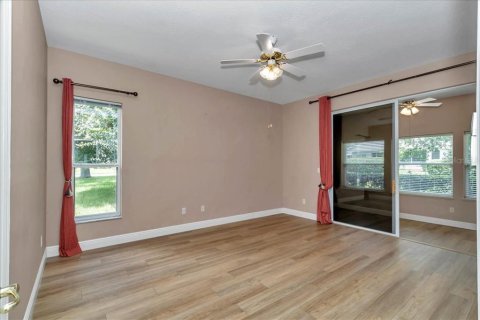 House in Clermont, Florida 2 bedrooms, 197.32 sq.m. № 1866778 - photo 21