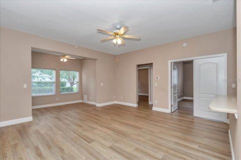 House in Clermont, Florida 2 bedrooms, 197.32 sq.m. № 1866778 - photo 19