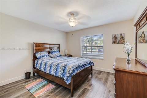 Купить виллу или дом в Бойнтон-Бич, Флорида 6 комнат, 169.27м2, № 1969741 - фото 8