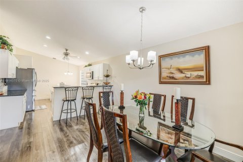 Купить виллу или дом в Бойнтон-Бич, Флорида 6 комнат, 169.27м2, № 1969741 - фото 20