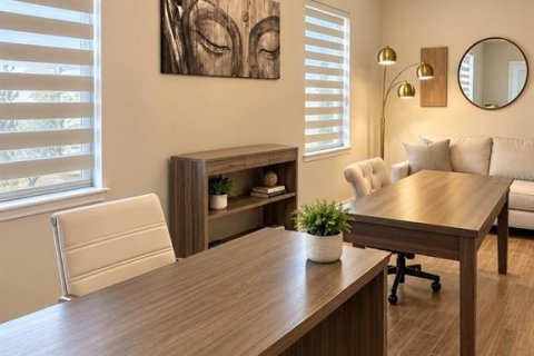 Casa en venta en Orlando, Florida, 5 dormitorios, 348.29 m2 № 2386587 - foto 7