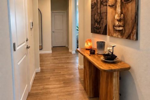 Casa en venta en Orlando, Florida, 5 dormitorios, 348.29 m2 № 2386587 - foto 9