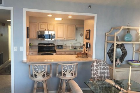 Condo in Flagler Beach, Florida, 2 bedrooms  № 2219749 - photo 30