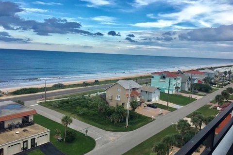 Condo in Flagler Beach, Florida, 2 bedrooms  № 2219749 - photo 8