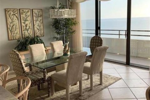 Condo in Flagler Beach, Florida, 2 bedrooms  № 2219749 - photo 23