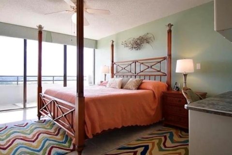 Condo in Flagler Beach, Florida, 2 bedrooms  № 2219749 - photo 26