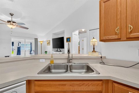 House in Edgewater, Florida 3 bedrooms, 150.59 sq.m. № 2408210 - photo 11