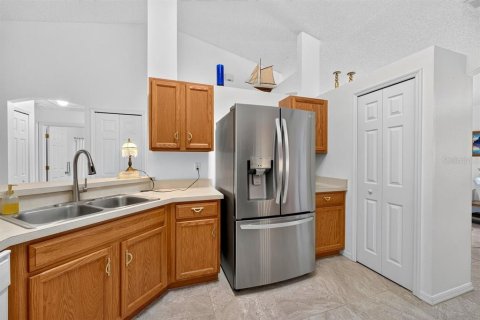 House in Edgewater, Florida 3 bedrooms, 150.59 sq.m. № 2408210 - photo 12