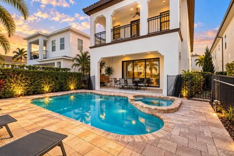 Villa ou maison à vendre à Four Corners, Floride: 4 chambres, 288.93 m2 № 2419339 - photo 10