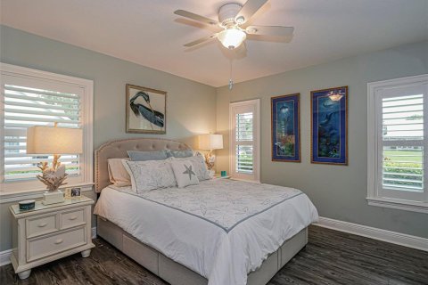 House in Vero Beach, Florida 3 bedrooms, 157.66 sq.m. № 2406553 - photo 25