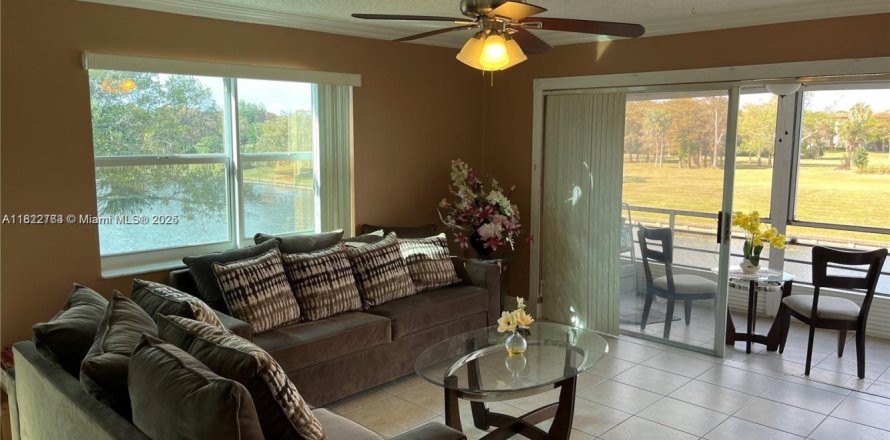 Condo à Lauderhill, Floride, 2 chambres № 1786903
