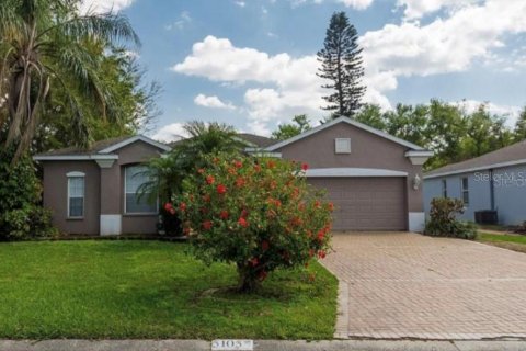 Villa ou maison à louer à Bradenton, Floride: 3 chambres, 157.93 m2 № 1666938 - photo 1