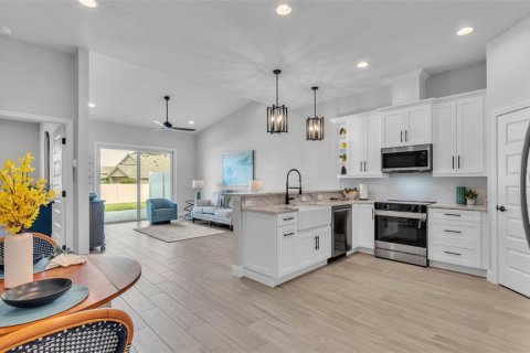 Villa ou maison à vendre à Lakeland, Floride: 3 chambres, 186.55 m2 № 2098452 - photo 10