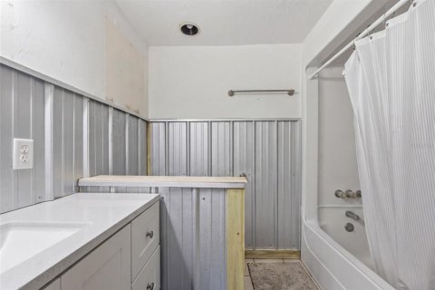Commercial property in Cedar Key, Florida 216.46 sq.m. № 2213774 - photo 20