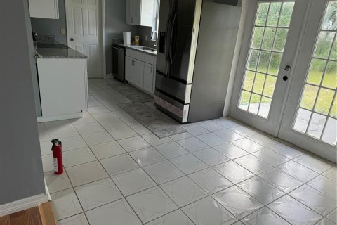 House in Orlando, Florida 4 bedrooms, 152.08 sq.m. № 1422790 - photo 15