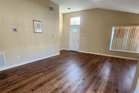 House in Oviedo, Florida 3 bedrooms, 151.99 sq.m. № 1335388 - photo 5