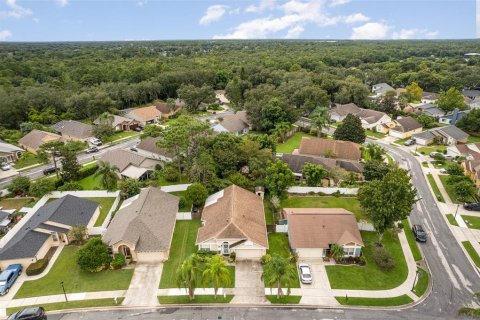 House in Oviedo, Florida 3 bedrooms, 151.99 sq.m. № 1335388 - photo 22