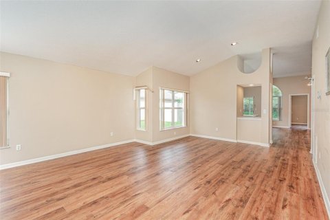 House in Oviedo, Florida 3 bedrooms, 151.99 sq.m. № 1335388 - photo 6