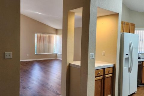 House in Oviedo, Florida 3 bedrooms, 151.99 sq.m. № 1335388 - photo 8