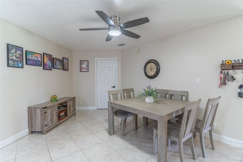 Villa ou maison à vendre à Bartow, Floride: 3 chambres, 192.31 m2 № 2389101 - photo 8