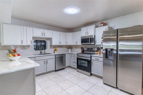 Villa ou maison à vendre à Bartow, Floride: 3 chambres, 192.31 m2 № 2389101 - photo 10