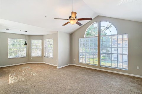 Condo in Altamonte Springs, Florida, 3 bedrooms  № 2237569 - photo 4