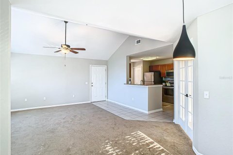 Condo in Altamonte Springs, Florida, 3 bedrooms  № 2237569 - photo 10