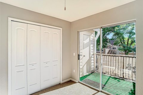 Condo in Altamonte Springs, Florida, 3 bedrooms  № 2237569 - photo 19