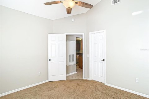 Condo in Altamonte Springs, Florida, 3 bedrooms  № 2237569 - photo 23