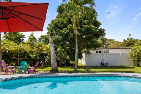 House in Dania Beach, Florida 3 bedrooms, 77.2 sq.m. № 1871276 - photo 26