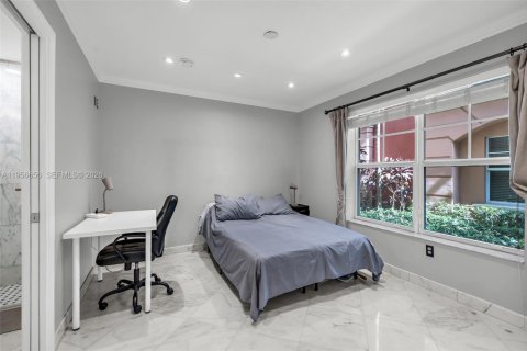 Adosado en venta en Fort Lauderdale, Florida, 2 dormitorios, 193.24 m2 № 2010610 - foto 19
