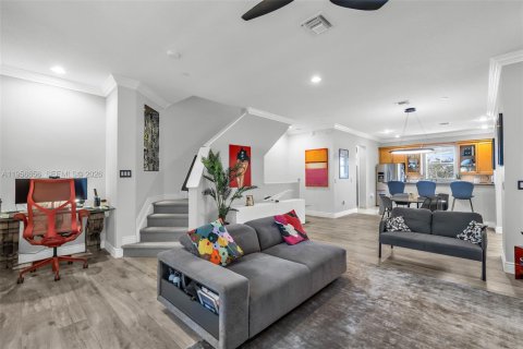 Adosado en venta en Fort Lauderdale, Florida, 2 dormitorios, 193.24 m2 № 2010610 - foto 9
