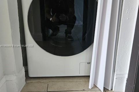 Снять в аренду квартиру в Халландейл-Бич, Флорида 2 спальни, № 1956221 - фото 9