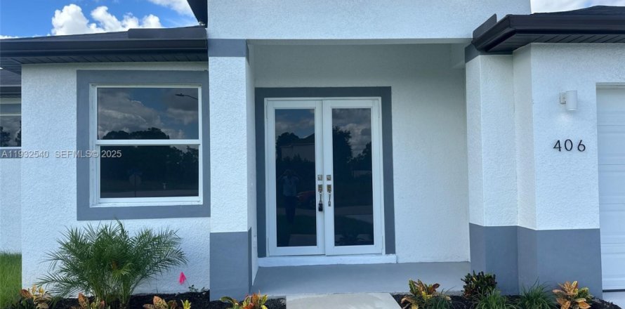 Дом в Лихай-Эйкерс, Флорида 3 спальни № 1990966