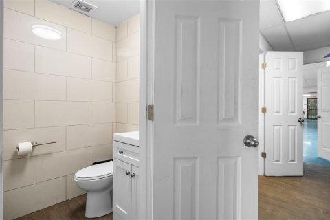 Immobilier commercial à vendre à Saint Petersburg, Floride: 538.46 m2 № 2389311 - photo 5