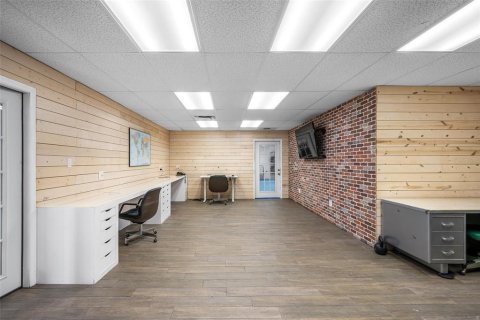 Immobilier commercial à vendre à Saint Petersburg, Floride: 538.46 m2 № 2389311 - photo 22