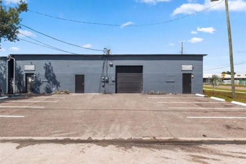 Immobilier commercial à Saint Petersburg, Floride 538.46 m2 № 2389311
