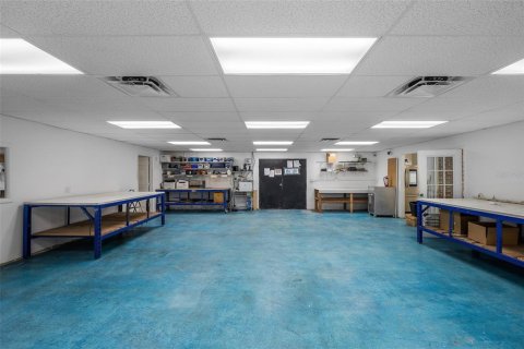 Immobilier commercial à vendre à Saint Petersburg, Floride: 538.46 m2 № 2389311 - photo 13