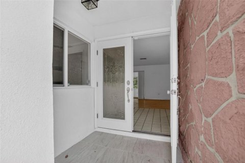 Casa en venta en Largo, Florida, 3 dormitorios, 164.62 m2 № 2102573 - foto 4