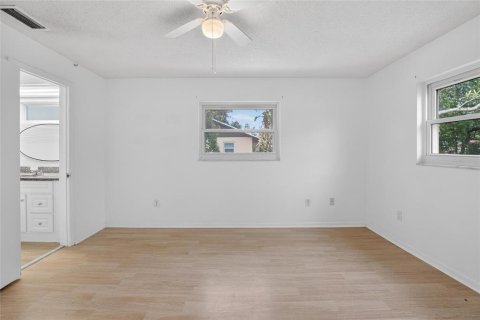 Casa en venta en Largo, Florida, 3 dormitorios, 164.62 m2 № 2102573 - foto 30