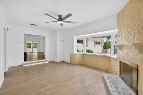 Casa en venta en Largo, Florida, 3 dormitorios, 164.62 m2 № 2102573 - foto 16