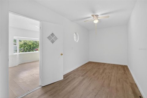 Casa en venta en Largo, Florida, 3 dormitorios, 164.62 m2 № 2102573 - foto 19