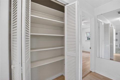 Casa en venta en Largo, Florida, 3 dormitorios, 164.62 m2 № 2102573 - foto 27