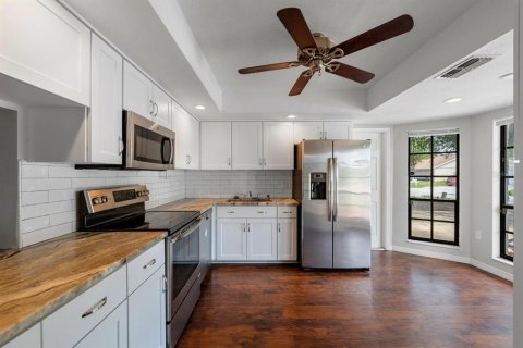 Villa ou maison à vendre à Port Richey, Floride: 2 chambres, 140.28 m2 № 2354445 - photo 3