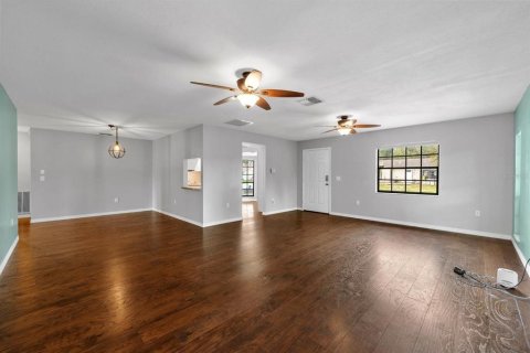 Villa ou maison à vendre à Port Richey, Floride: 2 chambres, 140.28 m2 № 2354445 - photo 16