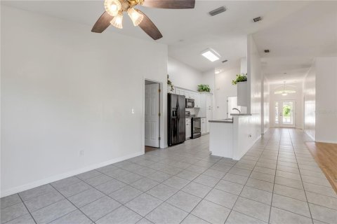 Villa ou maison à vendre à New Smyrna Beach, Floride: 4 chambres, 187.94 m2 № 1615970 - photo 14