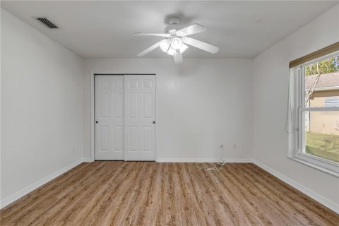 Casa en venta en New Smyrna Beach, Florida, 4 dormitorios, 187.94 m2 № 1615970 - foto 11