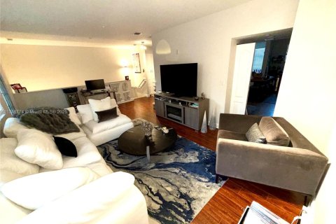 Condominio en venta en Fort Lauderdale, Florida, 3 dormitorios, 180.14 m2 № 1706211 - foto 11